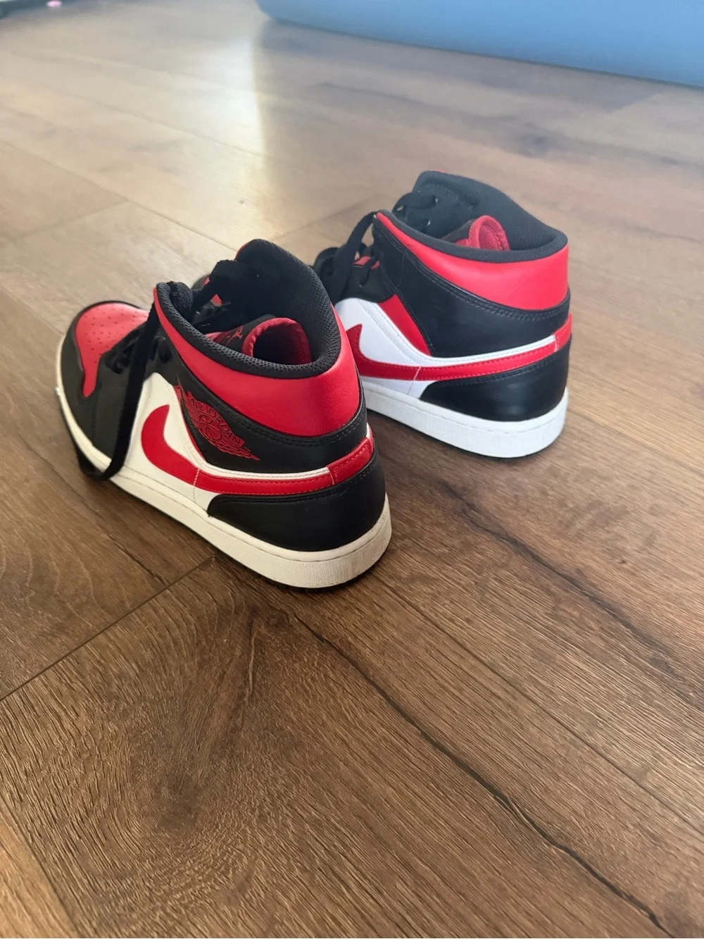 Nike Air Jordan 1 Mid 